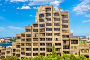 more apartment buildings than houses in sydney